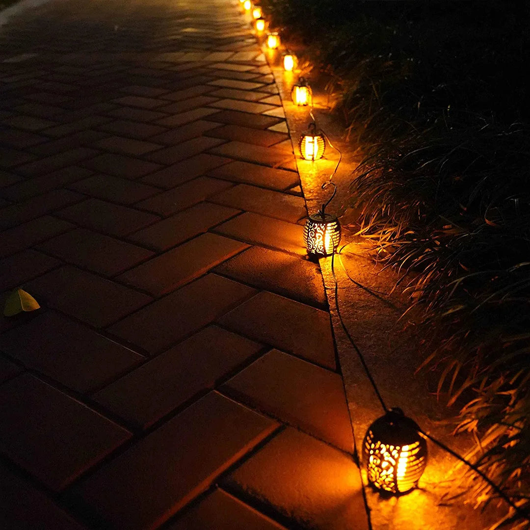 guirlande lumineuse solaire à led étanche pour extérieur avec boules décoratives - vue 3 sur 7