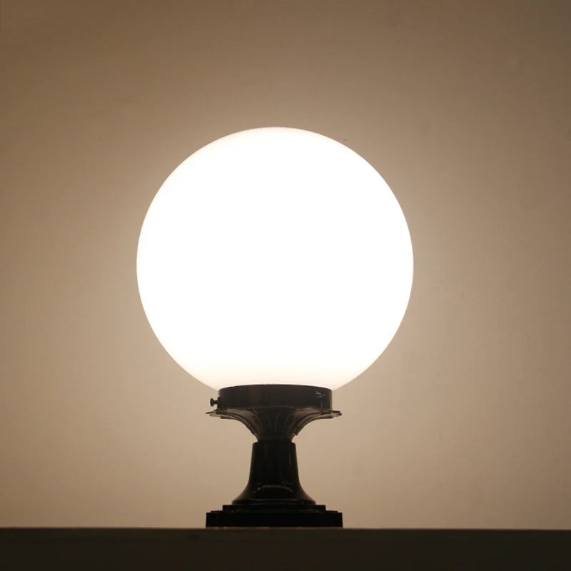 lampe pilier extérieure boule décorative pour éclairage jardin - vue 4 sur 9