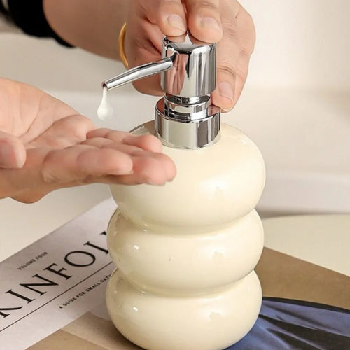 distributeur de savon en céramique style nordique forme de beignet - vue 7 sur 12