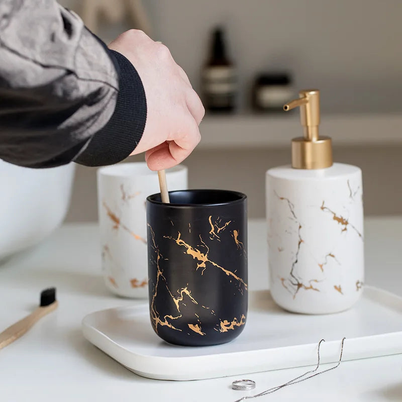 ensemble de toilette céramique pour voyage pratique et portable - vue 4 sur 11