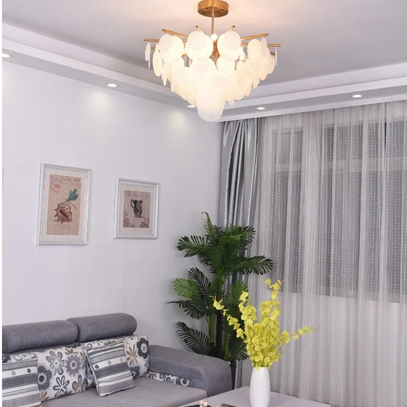 lustre moderne en verre et métal pour un décor élégant - vue 9 sur 9