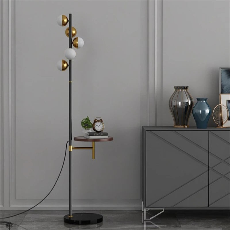 lampe de sol et table en bois avec chargement sans fil - vue 3 sur 8