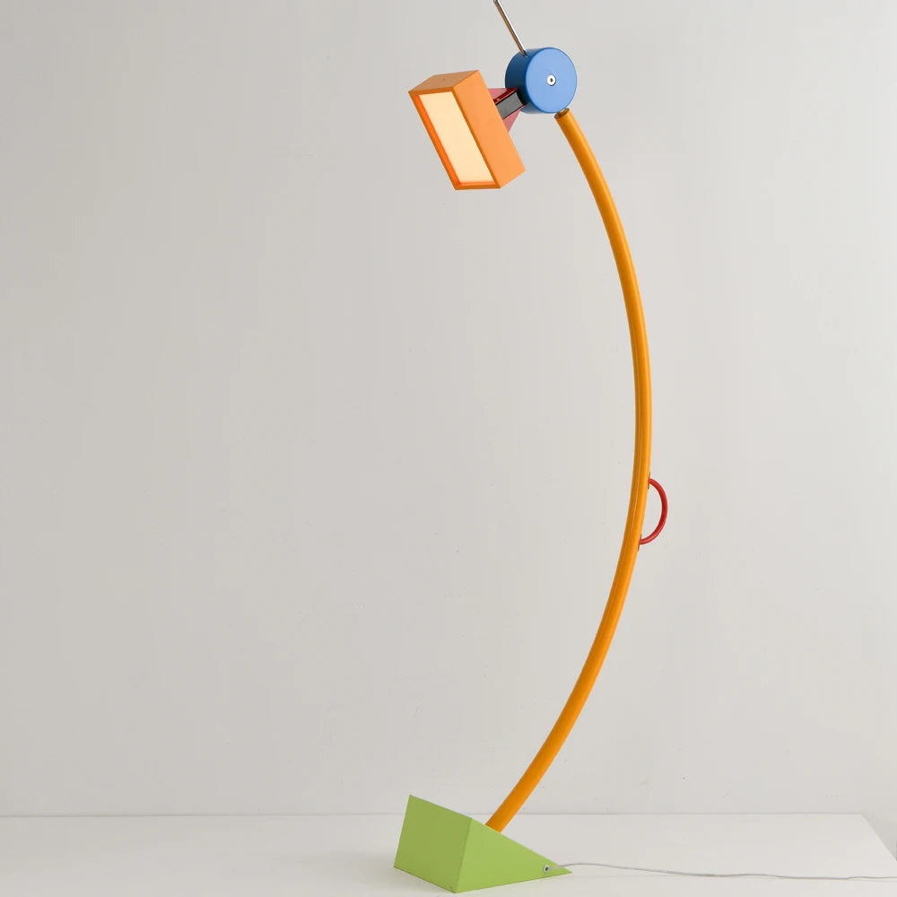lampe à poser géométrique style nordique pour enfants et salons - vue 5 sur 9