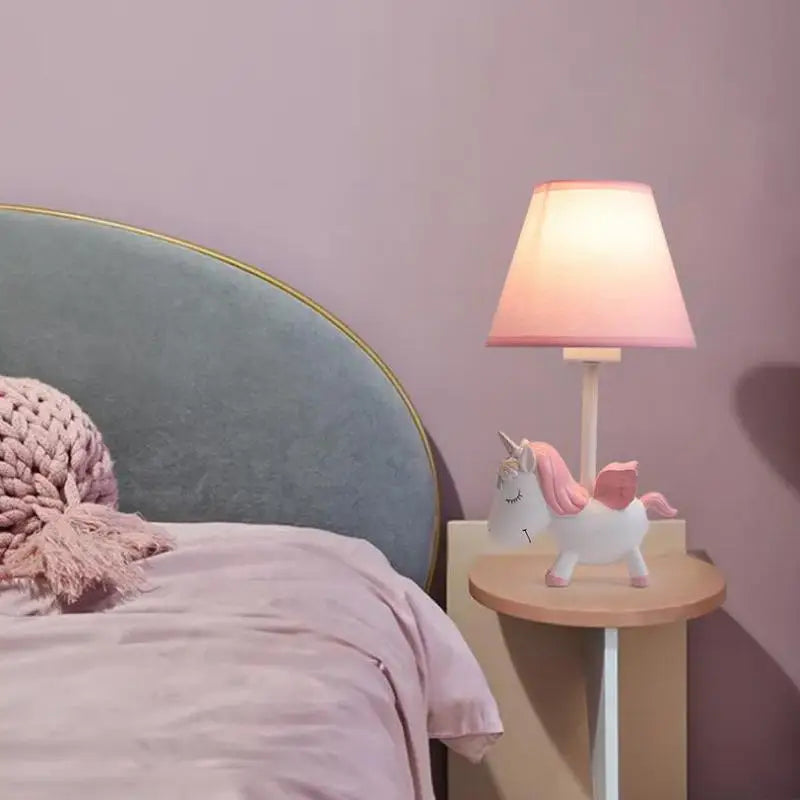 lustre licorne pour jardin d'enfants et chambre à coucher - vue 3 sur 11
