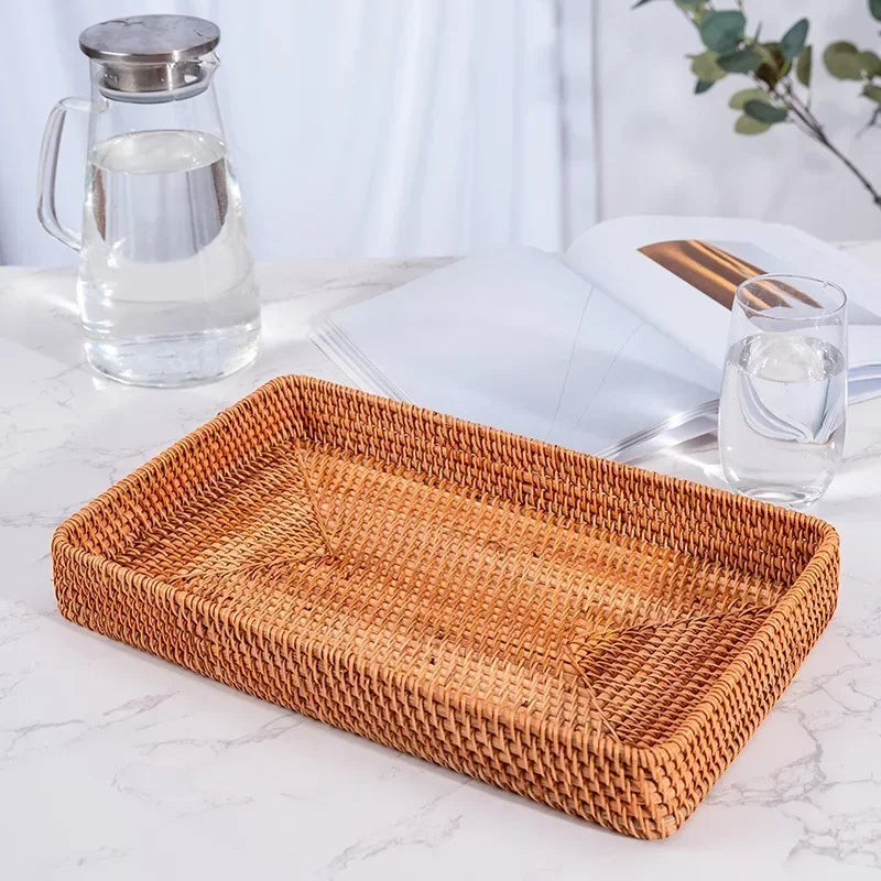 panier en rotin tissé pour rangement et décoration artisanale - vue 4 sur 9