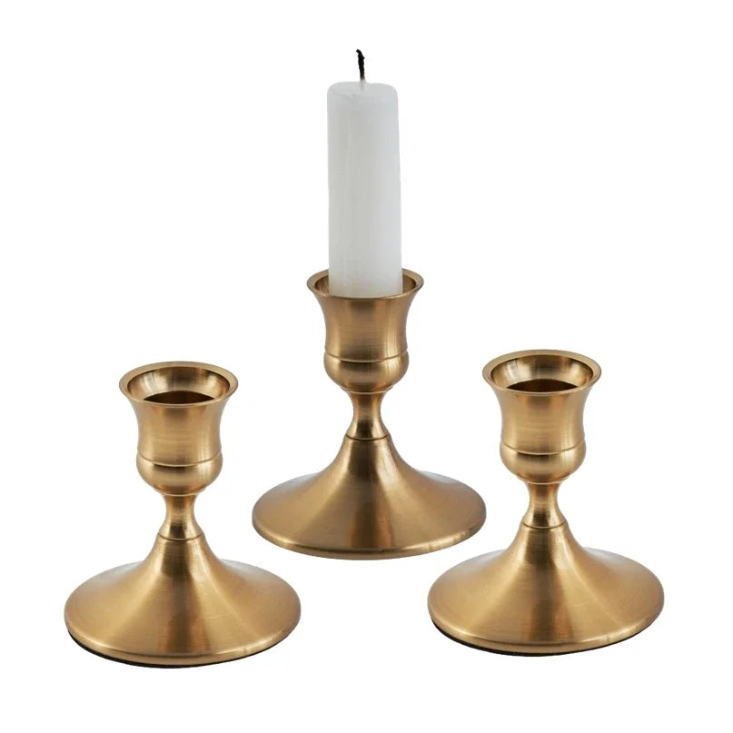 kit de trois bougeoirs en laiton doré pour mariage et dîner - vue 14 sur 18