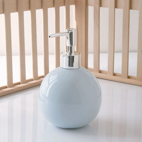 bouteille de gel douche et savon pour les mains accessoires de salle de bain - vue 27 sur 31