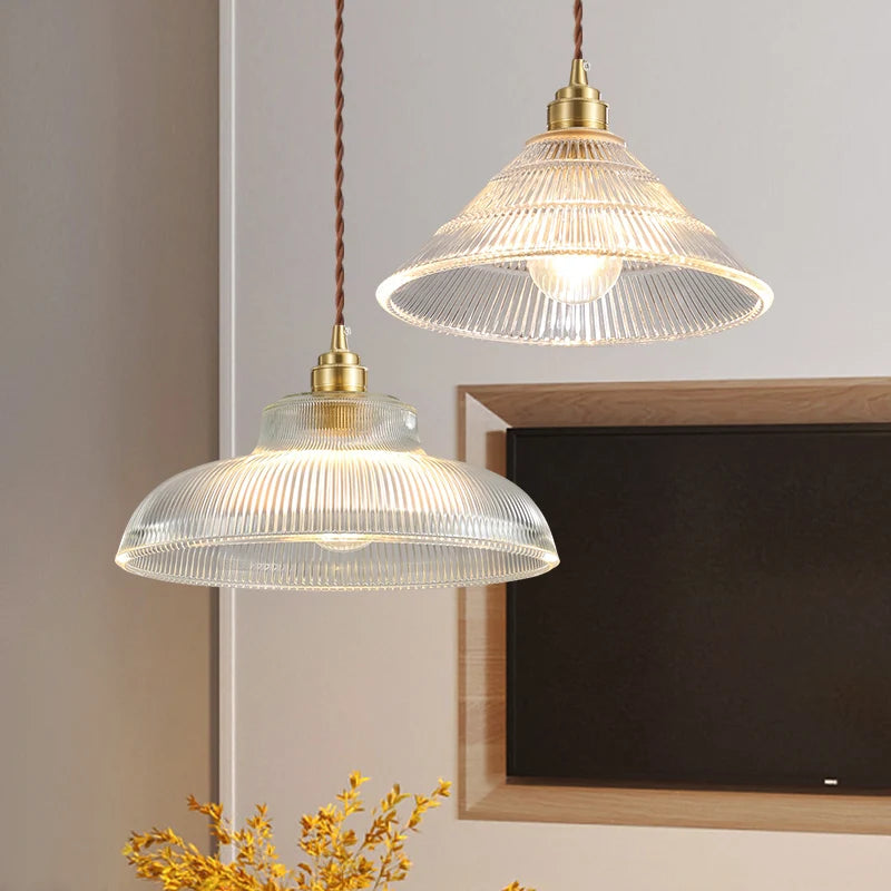 suspension vintage nordique en verre bois de noyer et laiton - vue 4 sur 13