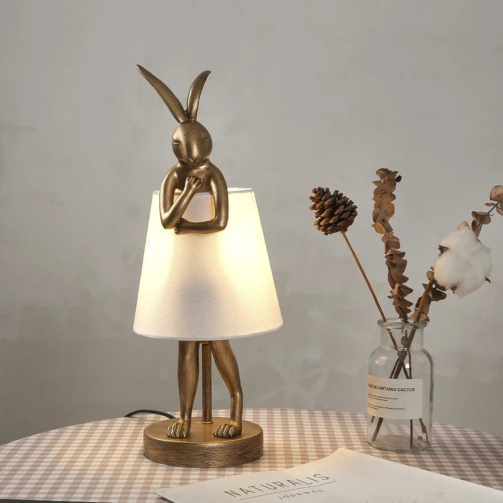 lampe de bureau lapin en résine design rétro pour décoration intérieure - vue 6 sur 12