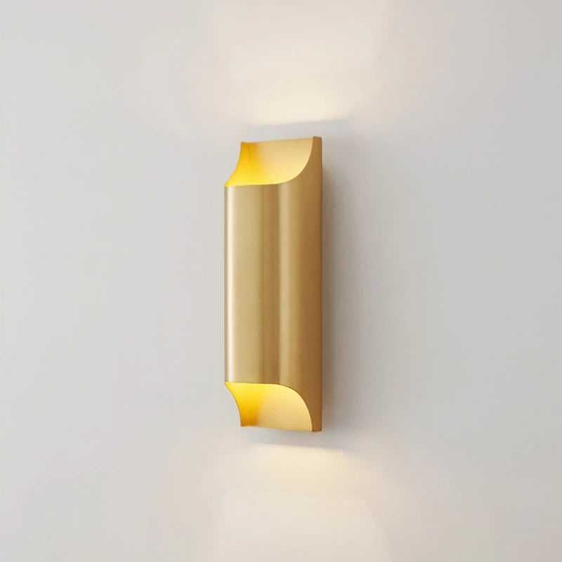 applique murale minimaliste en cuivre pour intérieur - vue 1 sur 10