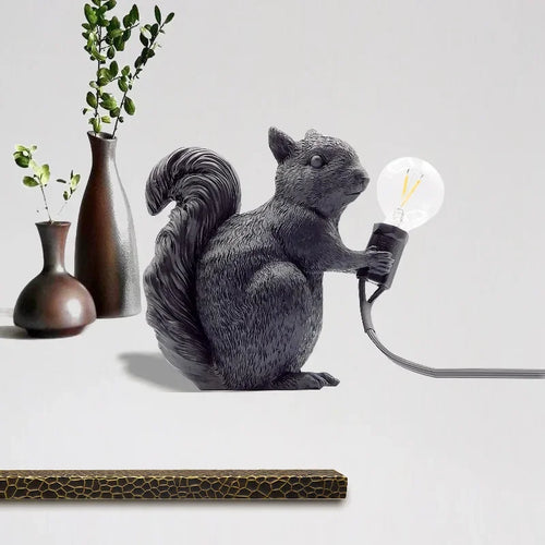 lampes de table écureuils en résine pour décoration et cadeau - vue 4 sur 8