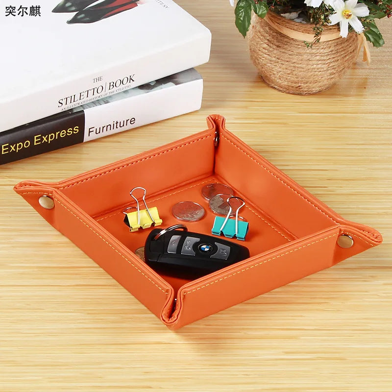 plateau moderne vide-poche pour clés et petits objets - vue 4 sur 8