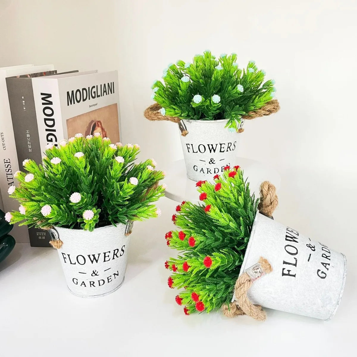 fleur artificielle en pot pour décoration créative et festive - vue 4 sur 10