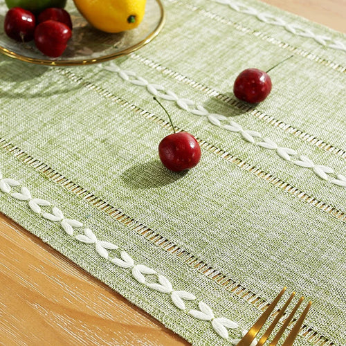 Chemin de table boheme rustique tresse a franges - vue 5 sur 7