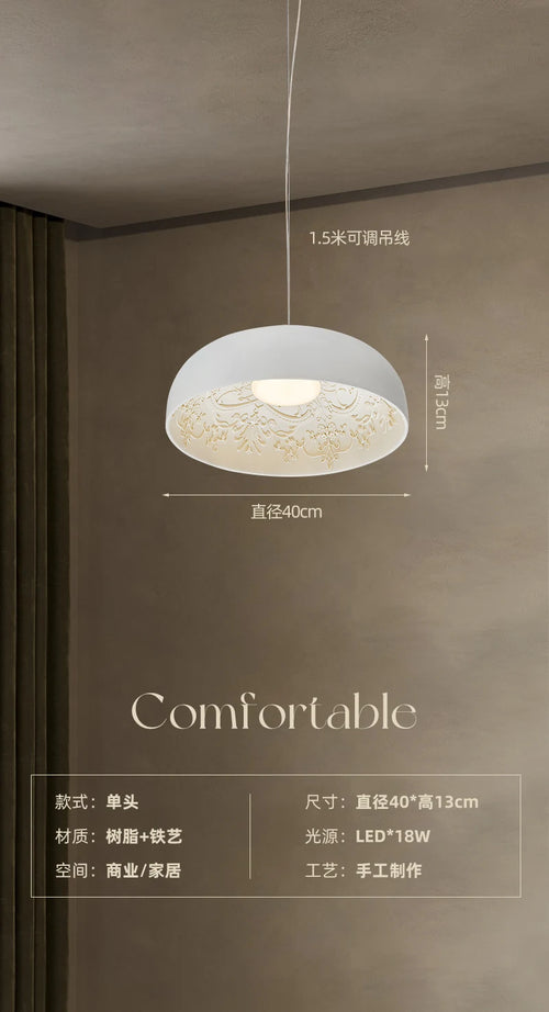 suspension décorative en design français pour éclairage intérieur