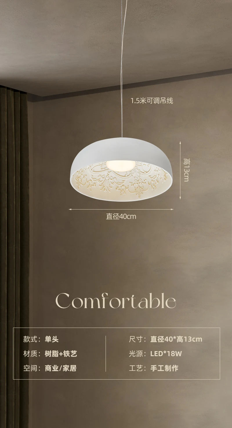 suspension décorative en design français pour éclairage intérieur