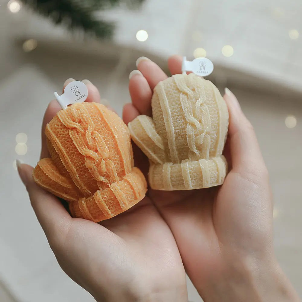 bougie parfumée mignonne en forme de gants faits main décoration de fête - vue 3 sur 10
