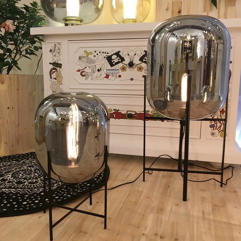lampadaire post-moderne simple avec verre de cognac - vue 4 sur 9