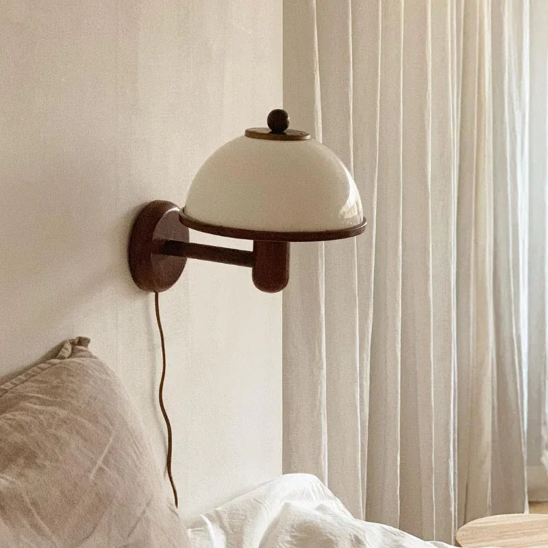 Nordic Retro Mushroom Wall Lamp with EU/US Plug, Wooden Bedroom Bedside Light, Living Room, Corridor LED Decorative Light - vue 5 sur 8