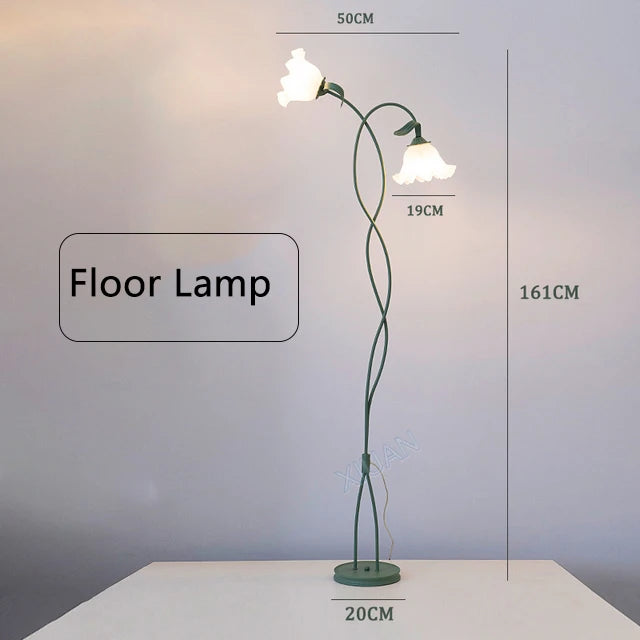 lampadaire vintage style pastoral avec appliques en verre