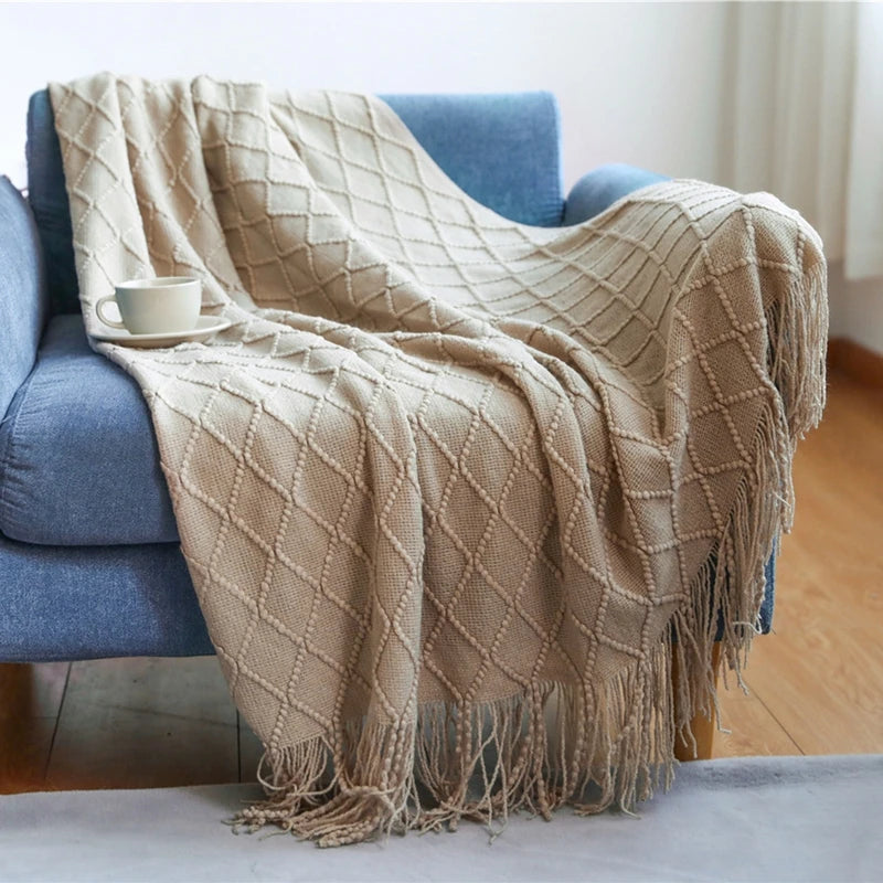 plaid tricot leger doux avec pompons style salon