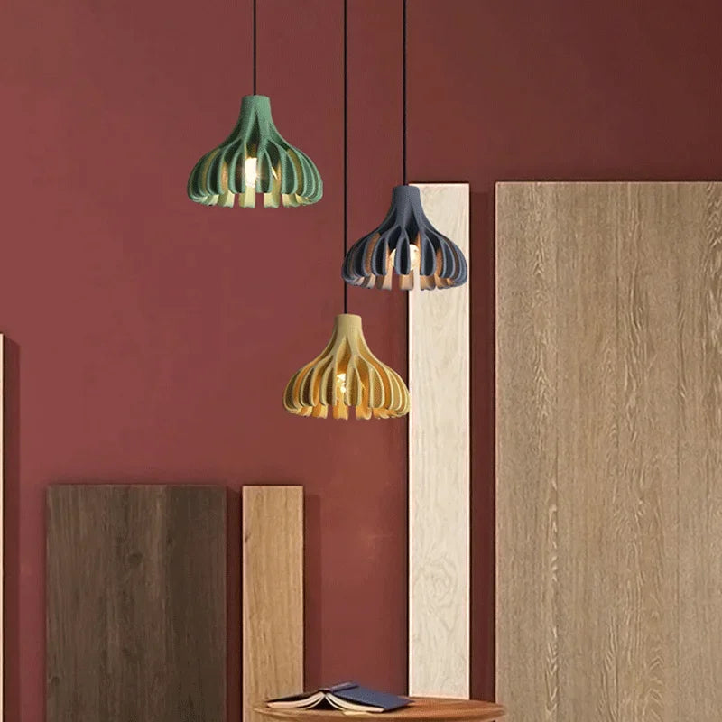suspension design en résine pour restaurant et bar - vue 5 sur 11