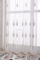 Voilage tulle brodé fleurs style moderne salon