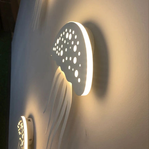 Applique murale blanche en forme de méduse à LED - vue 5 sur 7