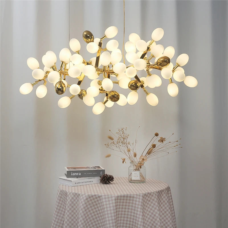 lustre moderne en or en forme de raisin pour intérieur élégant - vue 3 sur 11
