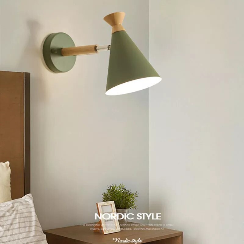 Applique murale nordique en bois massif - vue 1 sur 12