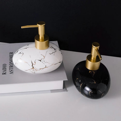 bouteille de rangement pour linge et désinfectant luxe hôtel - vue 7 sur 8