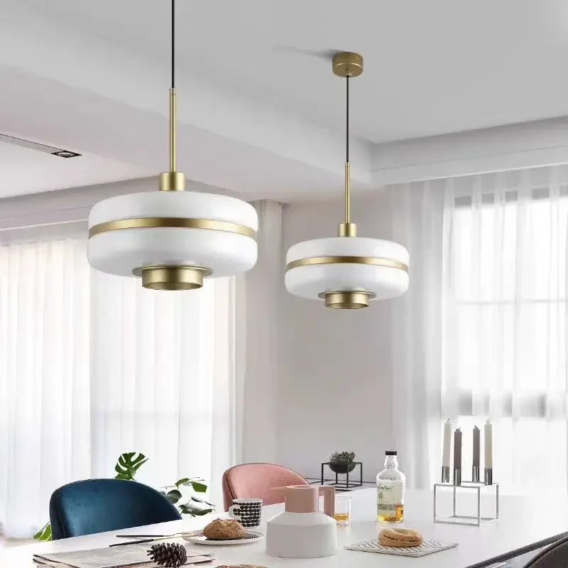 suspension en verre laiteux moderne pour intérieur élégant - vue 3 sur 7