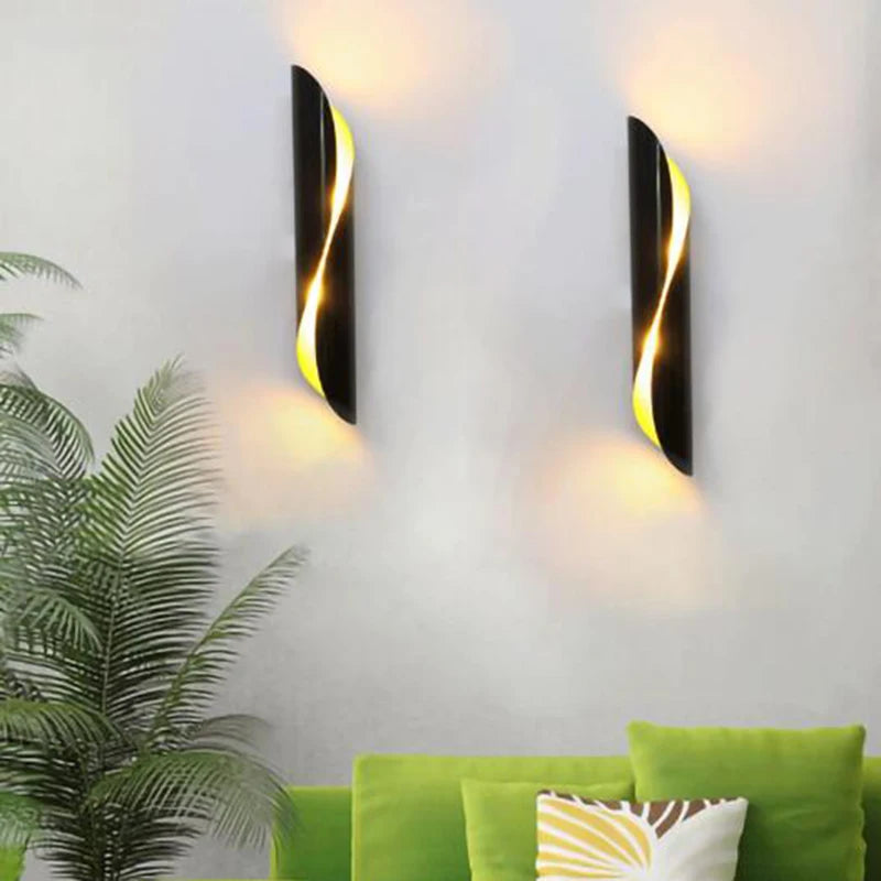 Applique murale moderne en aluminium - vue 3 sur 8