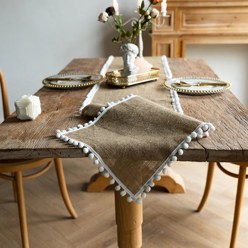 Chemin de table style champetre beige pompons decoratif - vue 7 sur 7
