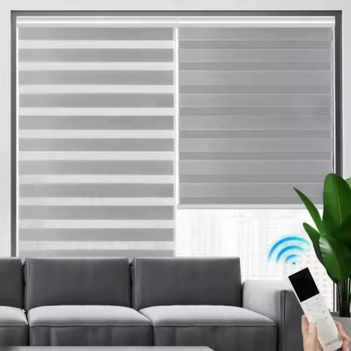 Store zébré électrique double couche occultant télécommande maison - vue 4 sur 8