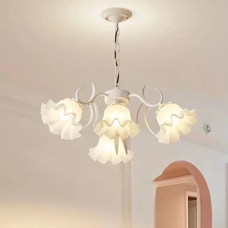 lustre à fleurs médiéval style nordique pour intérieur élégant - vue 5 sur 12