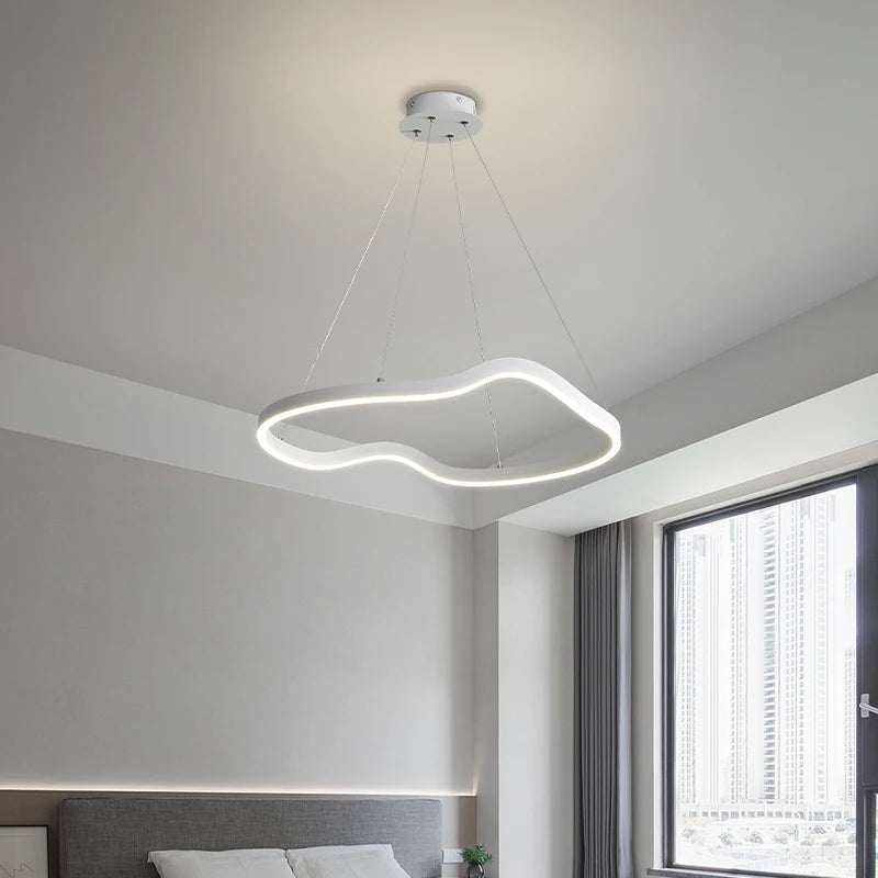 Lustre anneaux déformés design panochas pour intérieur - vue 5 sur 18