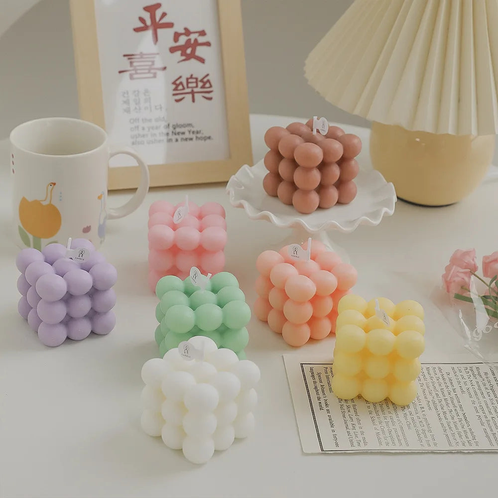 bougie cube parfumée à bulles en cire de soja artisanale - vue 2 sur 14