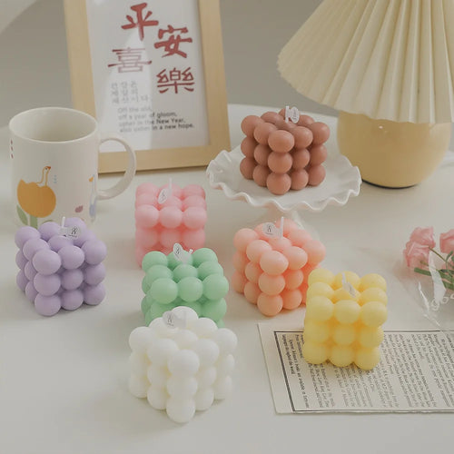 bougie cube parfumée à bulles en cire de soja artisanale - vue 3 sur 14
