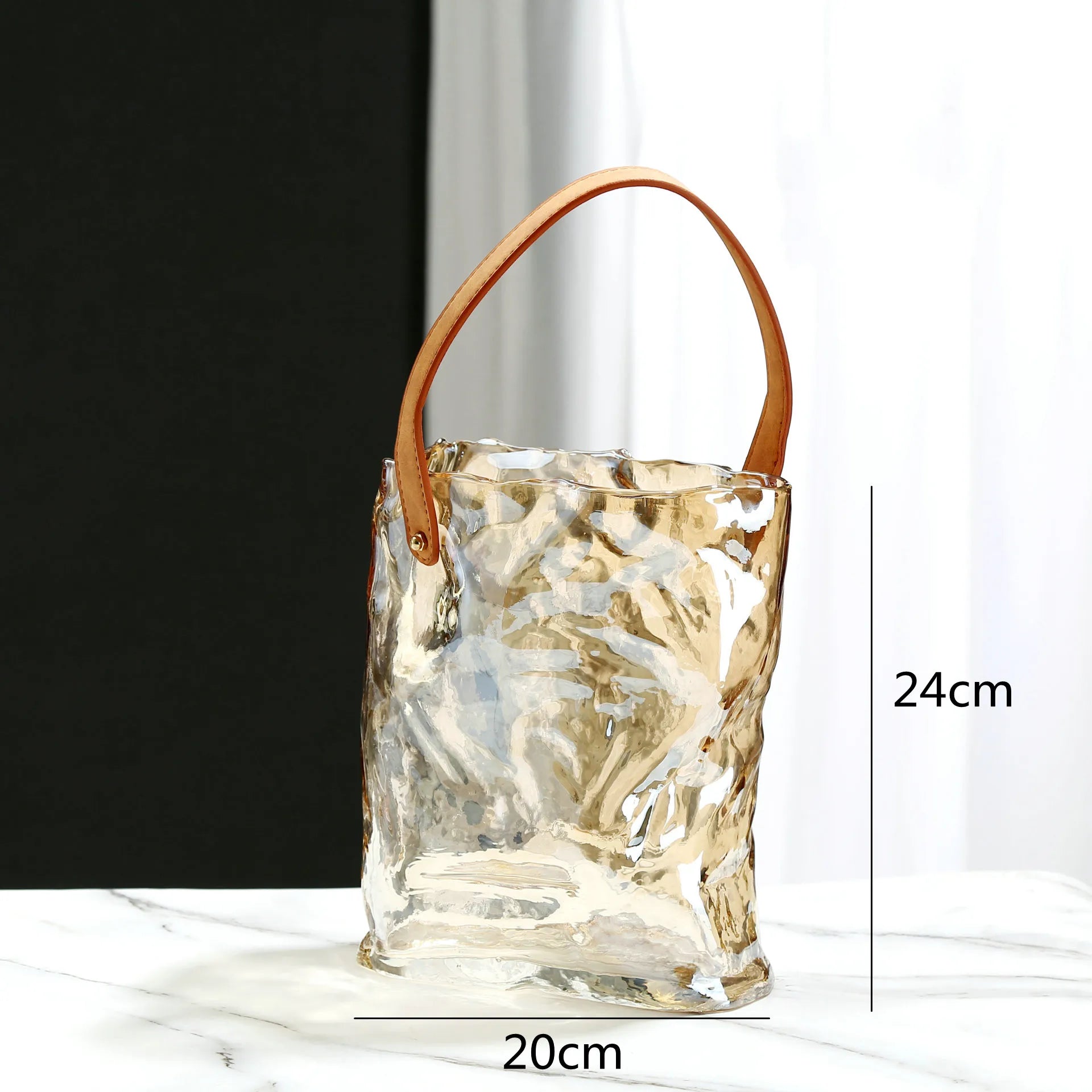 vase en verre transparent texture froissée pour fleurs et terrarium - vue 10 sur 13