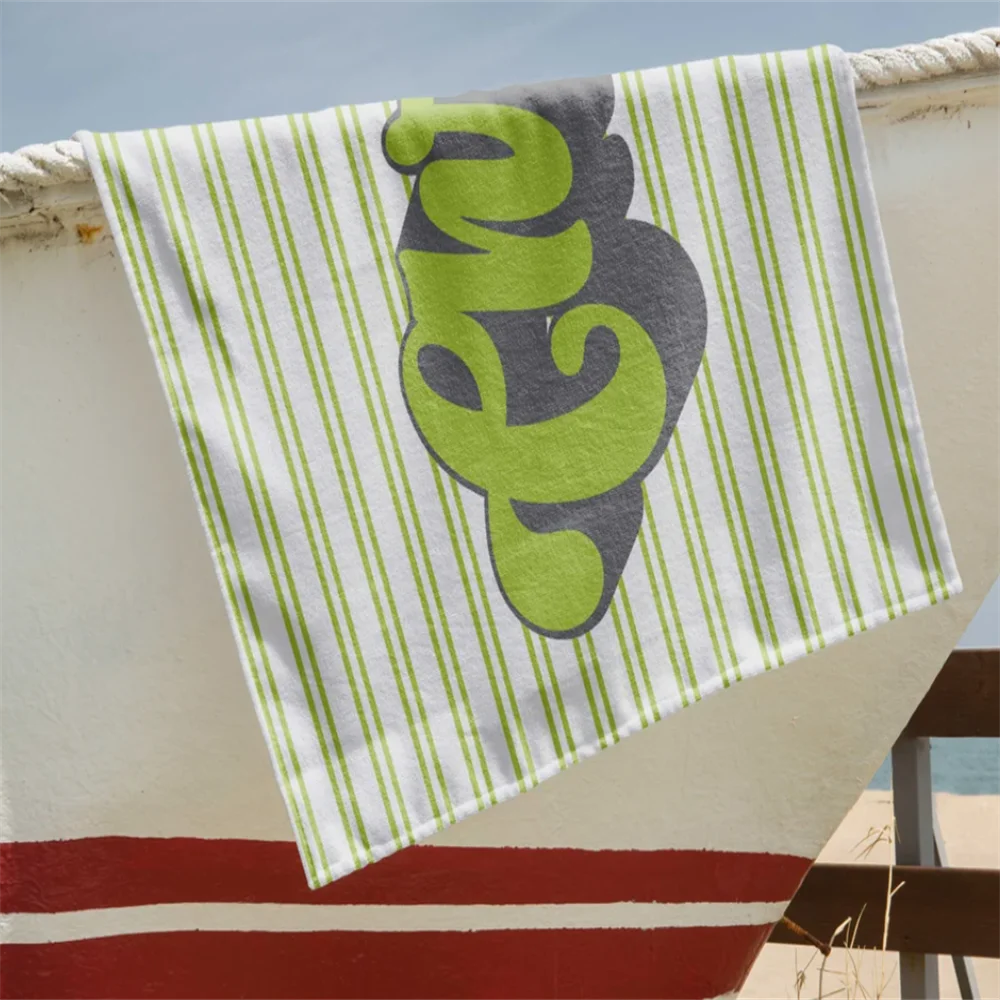 Serviette de plage rayée rétro personnalisée hippie - vue 4 sur 5