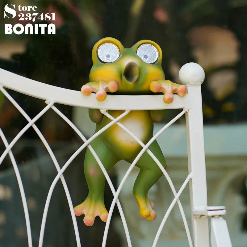 Lampe solaire de grenouille coquine studieuse pour la décoration de paysage de cour ornements en résine Led Bub lumière de jardin étanche solaire - vue 4 sur 9