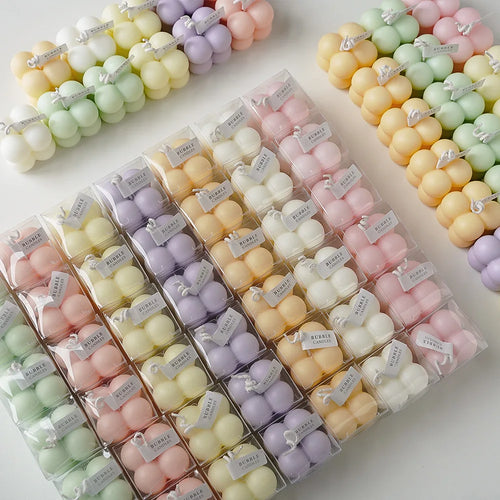 petite bougie cube parfumée en cire de soja fait main - vue 4 sur 17
