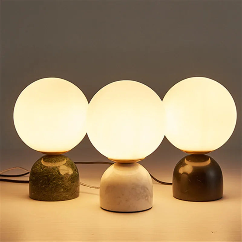 lampe à poser en marbre et verre pour intérieur élégant - vue 1 sur 9