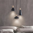 lustre moderne pour salon avec lampe à main