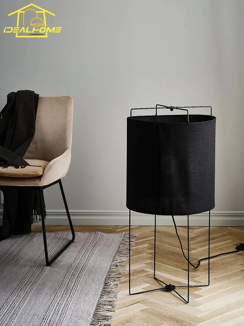 lampe de sol design minimaliste japonais wabi-sabi en tissu pour intérieur - vue 2 sur 10