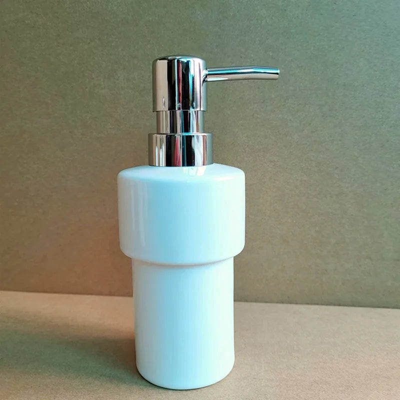 bouteille vide pour shampoing crème et lotion accessoires de bain - vue 2 sur 8