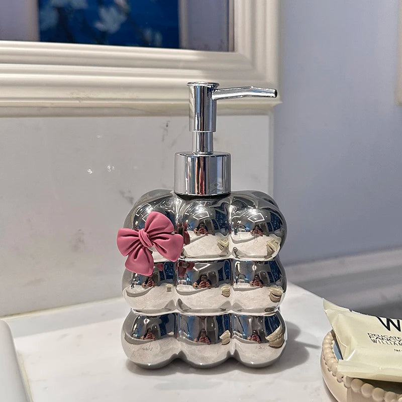 distributeur de savon en céramique décoratif moderne pour salle de bain - vue 14 sur 16