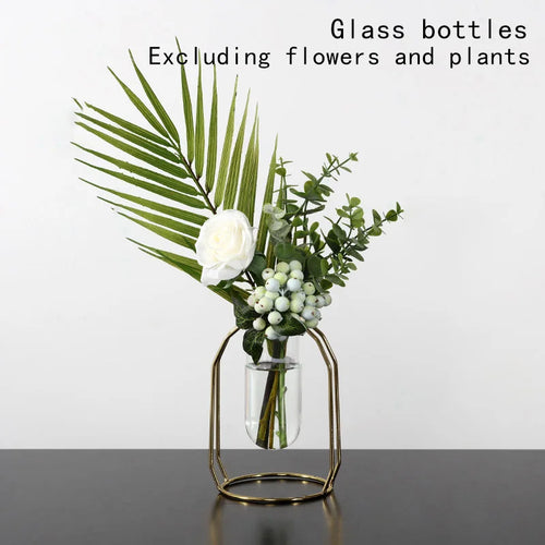vase géométrique en métal forgé pour décoration moderne - vue 8 sur 8