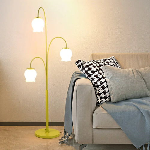 lampe de chevet style américain avec motifs floraux pour cadeau anniversaire - vue 4 sur 8